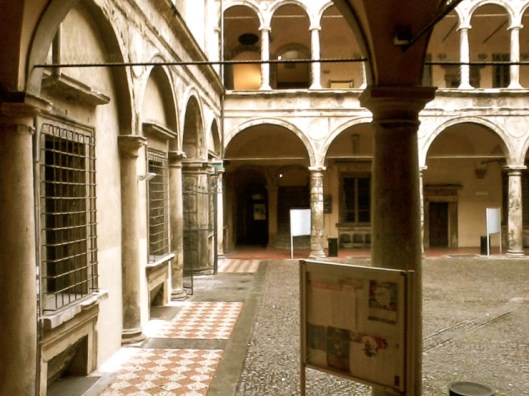 002_cortile antique 740