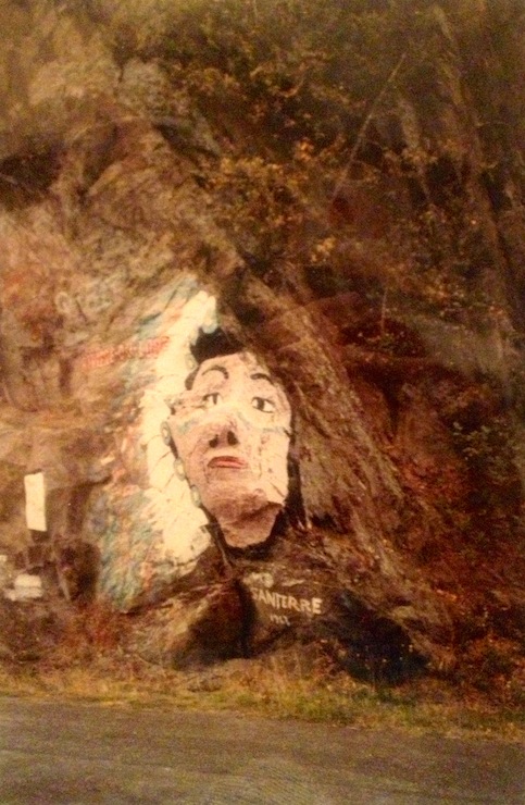 003_la testa nella roccia 740