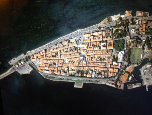 000c_urbs orbetello 180