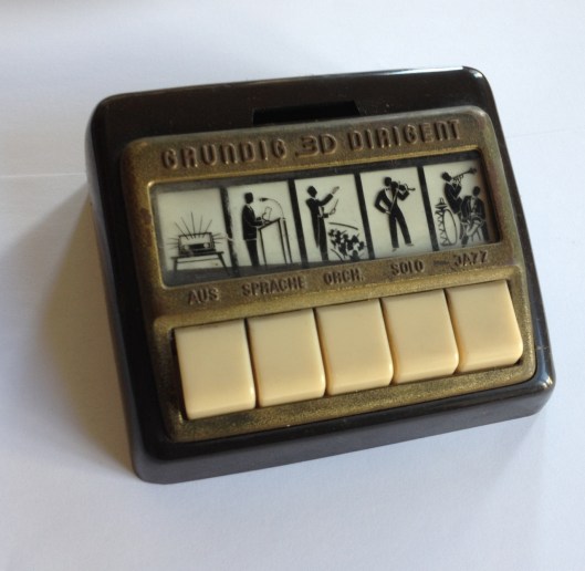 4_002_telecomando 180